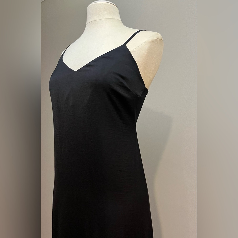 FOREVER 21 BLACK SATIN SLIP MAXI DRESS | ADJUSTABLE STRAPS | FORMAL | SIZE SMALL - Picture 5 of 7